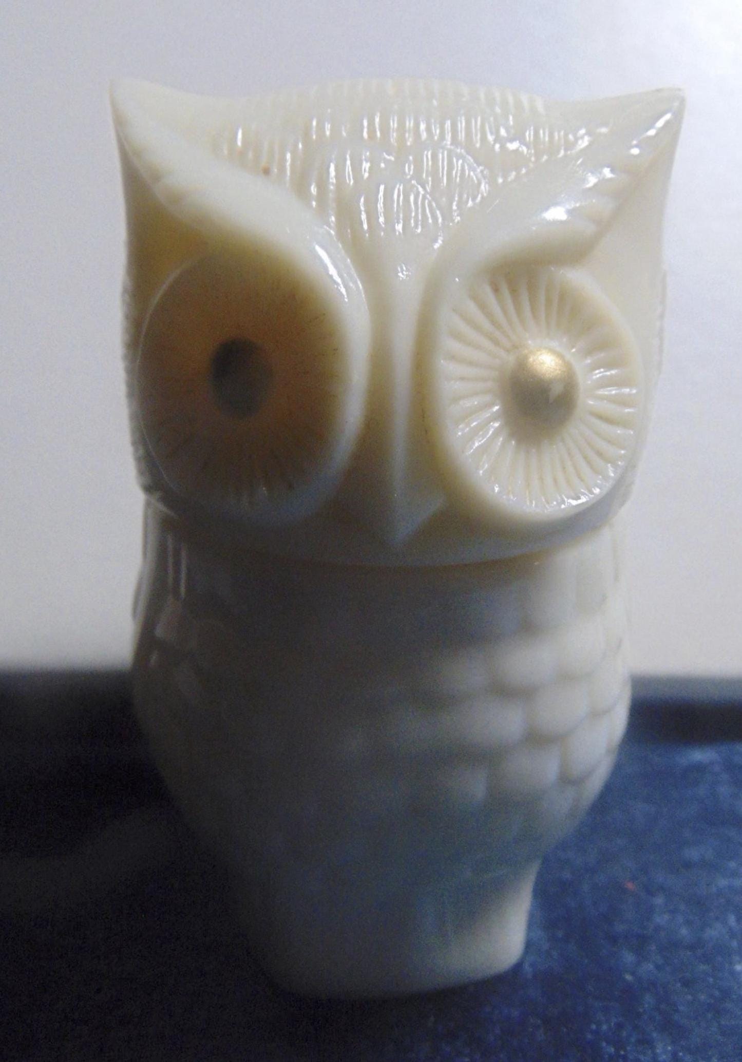 VINTAGE 1972-74 AVON Women's White Precious Owl Sachet Perfume Empty Decanter...She Shed,Girls R