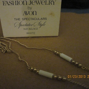 BEAUTIFUL Vintage Spectator Style Necklace..1986..by Avon #399..NOS..Gift 4 Woman,