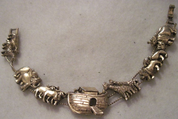 Vintage GORGEOUS Gold Noah's Ark Slider Bracelet...#5858...Bridal Wear,Evening Wear,Everyday Wear,Church Wear