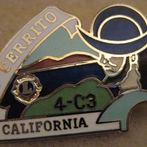 Vintage BEAUTIFUL Lions Club Pin ElCerrito,CA...4C3...#2722...Estate Found...