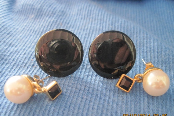 VINTAGE Beautiful Set of 2 ELEGANT Black & Faux P… - image 2