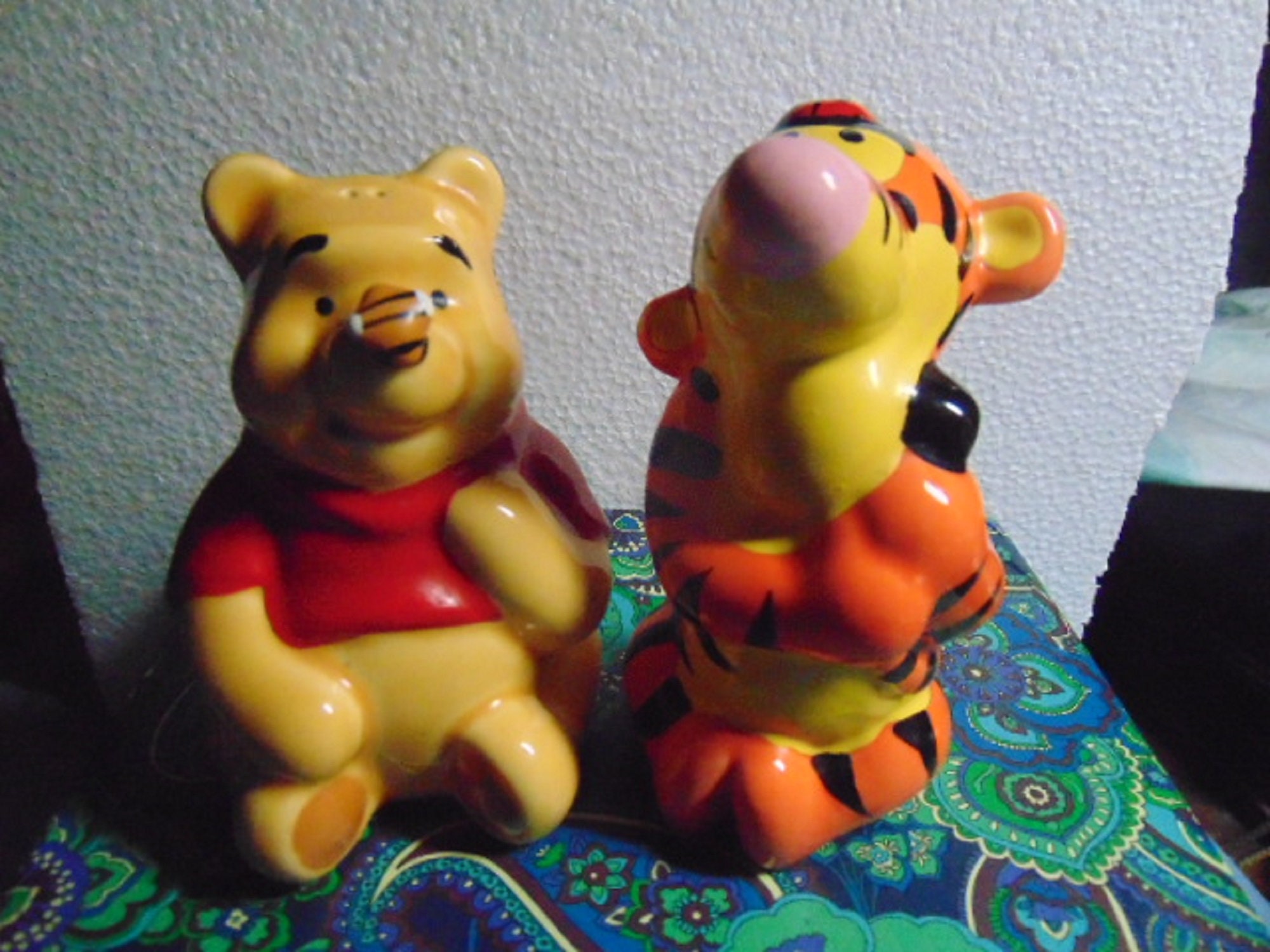 90s当時物 ディズニーチップ＆ディップサルサボウルメキシカンテラコッタ調セット Vintage 90's Ceramic Disney Winnie the Pooh & Tigger Salt and