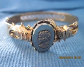 Antique Vintage BEAUTIFUL Shabby Chic Silver Gold Art Deco Victorian Black Glass CAMEO Hinge Bracelet 7257 TLC Needed