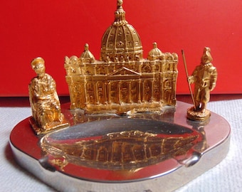 Vintage BEAUTIFUL Figural Gold & Silver ROMA/ROME Ashtray...Unused..Vintage Tobacciana,Vintage Ashtrays,Man Cave,Italian Collectible