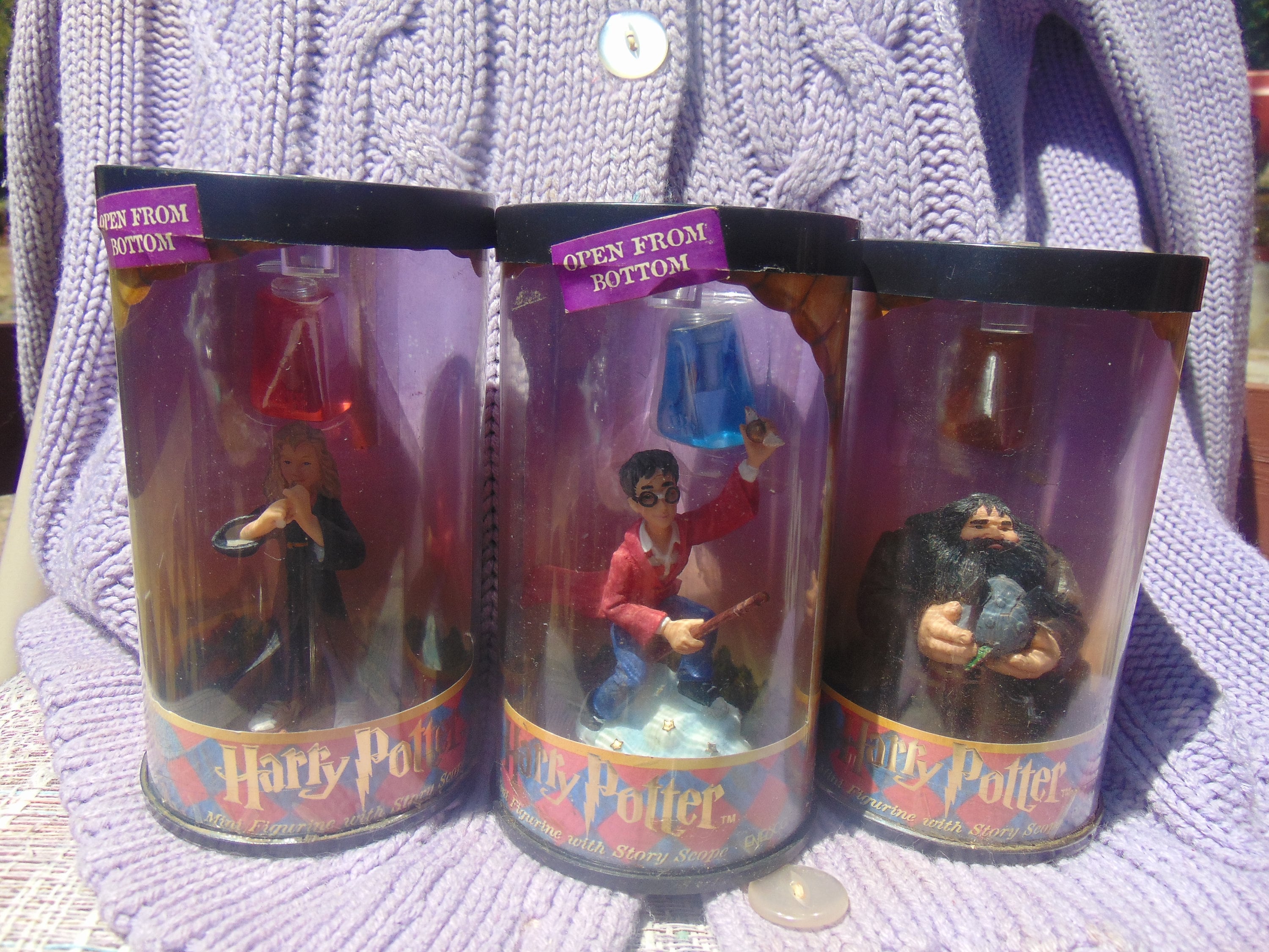 Vintage Set of 3 HARRY POTTER & Friends Figurines and Scopes ..1st
