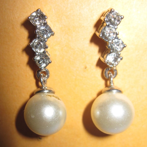 vintage 1980s faux pearl crystal drop earrings - Gem