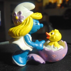 Vintage Smurfette with Easter Egg & Chick...1994...Peyo...Portugal...Gift 4 Easter,Gift 4 Boy or Girl,Collector,Country Gal,Gift 4 BFF