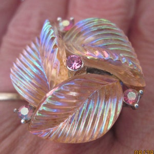 Vintage-New BEAUTIFUL Lisner Pinkish Gold Thermoset/Lucite & Crystal Floral Adjustable Ring..Rescued/Upcycled..7572..Gifts 4 Her,Retro Girl,