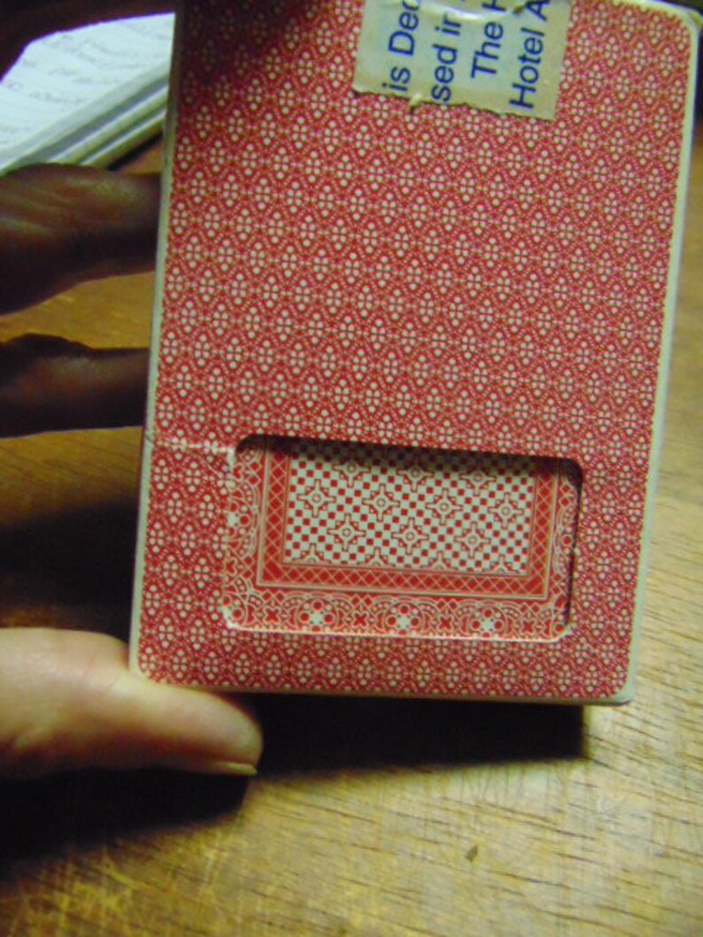 VINTAGE ExCellEnT Complete Set of PAUL /& SON actual Playing Cards wSealed Box from The Hard Rock Cafe. from 90/'s