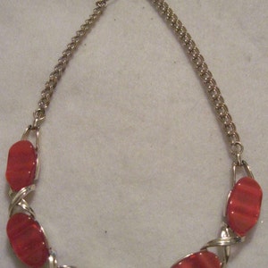 Vintage Beautiful STAR Gold &quot;X&quot; & Red Satin Look Thermoset Link Necklace...6054...Bridal Wear,Valentines Day,Gift 4 Mom,Birthday Gift