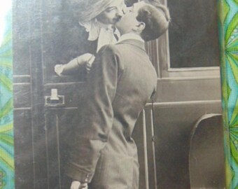 Antique EXCELLENT 1910 ROMANTIC RPPC Blk & Wht The Taxicab Has Arrived,Saying Goodbye Postcard used-1759-Paper Ephemera,Collecting Postcard