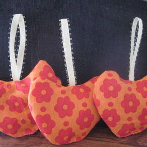 COUNTRY Chic Hand Made Set of 3 Two Toned Orange Flower Print REAL LAVENDER Filled Heart Shaped Sachets w/ Hangers...OoAk SeT