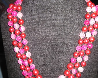 Vintage GORGEOUS 50's Faux Pink/Fuchsia Pearl Beaded Triple Strand Necklace....#8303..Gift 4 Mom,Gift 4 Her