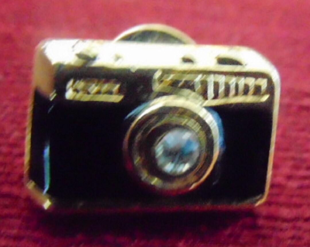 LOU CAMERA 23 RED LAMBSKIN GOLD HARDWARE