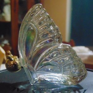 VINTAGE Avon &#39;70&#39;s Clear Glass Butterfly w/ Carnival Luster Decanter.. She Shed, Vanity Decor,Bath Decor,Book Piece,Avon Collectible