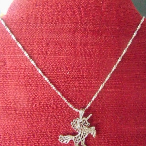 Vintage BEAUTIFUL Avon .925 Sterling Silver Unicorn Necklace..674...Elegant Jewelry,High End Jewelry,Gift for Mom