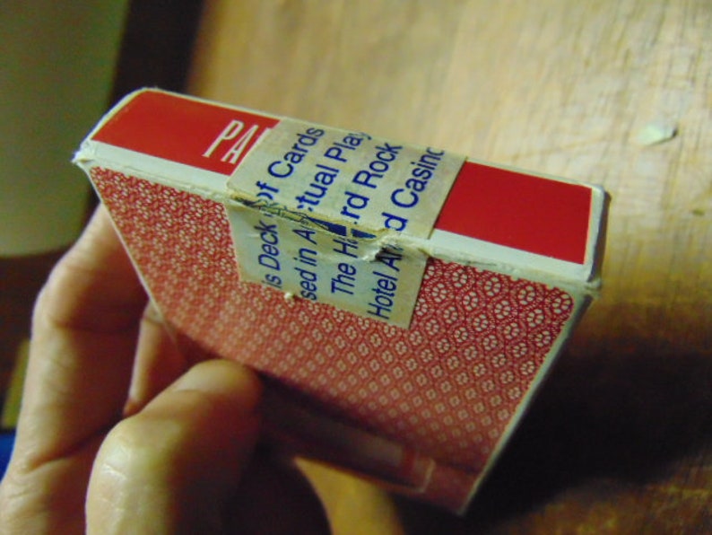 VINTAGE ExCellEnT Complete Set of PAUL /& SON actual Playing Cards wSealed Box from The Hard Rock Cafe. from 90/'s