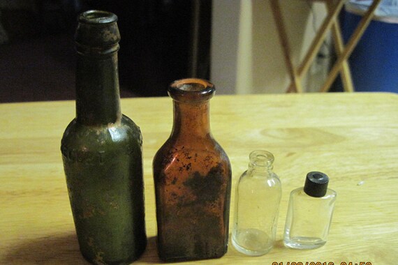 Antique Miniature LOT OF 4 Assorted Glass Bottle1920/30's
