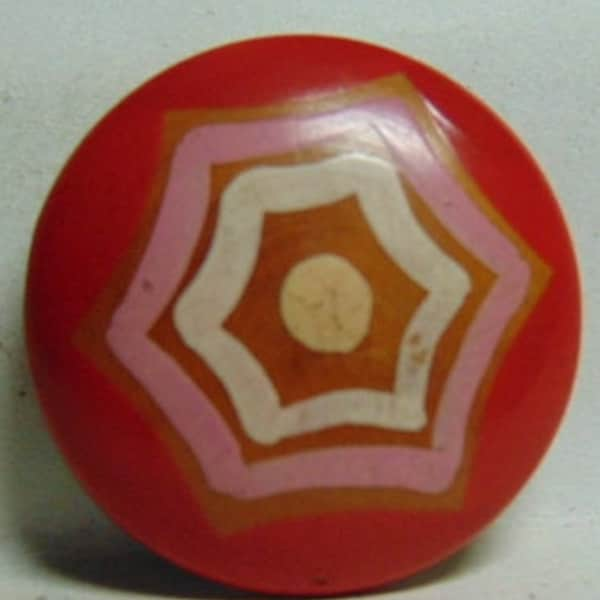 VINTAGE BEAUTIFUL 1940's Austrian Hand Painted Folk Art Design Wood Button....#2943