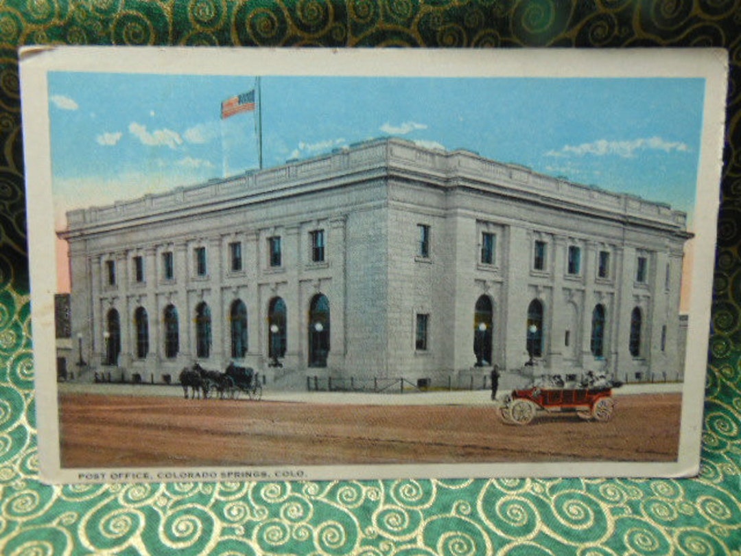 ANTIQUE EXCELLENT 1910's30's Post Office Colorado Springs CO Postcard