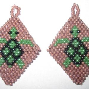 BEAUTIFUL Native Style Micro Beaded Picture Turtles in the Sand Earrings......1551h...Pick Your Earring Type/Style...Hand Made...OOAK
