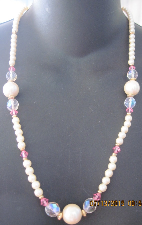 Vintage STUNNING 1928 Faux Pearl Pink Clear Facete