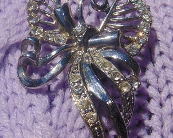 Vintage GORGEOUS Silver & Crystal Bow Pin/Brooch... #3131..High Jewelry,High Quality Jewelry