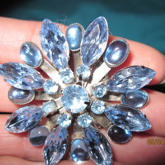 GORGEOUS ANTIQUE Blue Crystal Jelly Belly Flower … - image 1