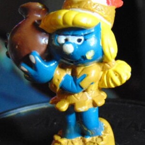 Vintage Indian Maiden Smurfette...1983..H.K..Vintage Toys,Vintage Collectible,Gift for BFF,Gift for Mom or Dad