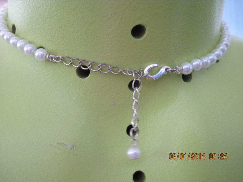 Vintage BEAUTIFUL White Glass Pearl Knotted Strand w Crystal /& Faux Pearl Pendant Necklace....80/'s.....6534....Bridal Wear,Dressy,Classic