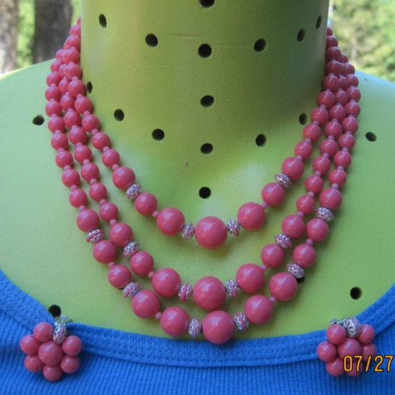 Vintage 50's/60's BEAUTIFUL JAPAN Hot Pink Lucite… - image 1