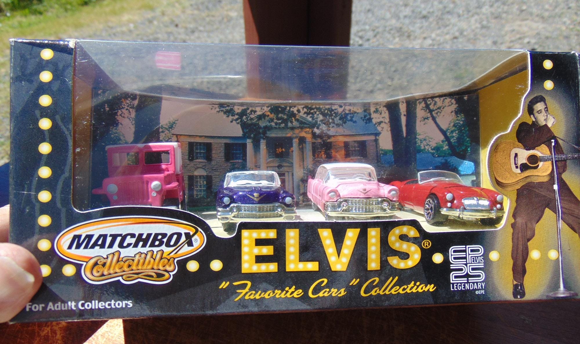 Vintage 2003 Matchbox Collectible ELVIS Favorite 4 Car Set in Orig