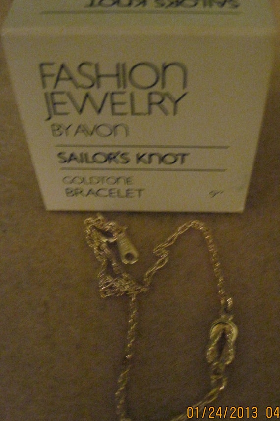 BEAUTIFUL Vintage Sailors Knot Bracelet....1982..b