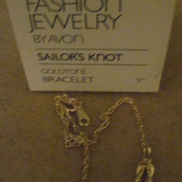 BEAUTIFUL Vintage Sailors Knot Bracelet....1982..by Avon #442..NOS..Gift 4 Woman,