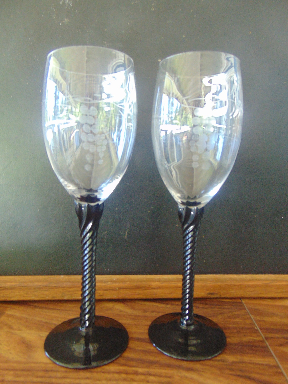 VINTAGE BEAUTIFUL Black Twisted Stem Wine Glasses Etched Etsy