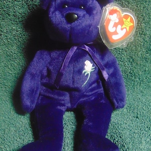 VINTAGE 1997 *Ty ORIGINAL Beanie Babies* &#39;PRINCESS&#39; Royal Purple Bear Soft Toy, Ear Tag Protector...never used...#102