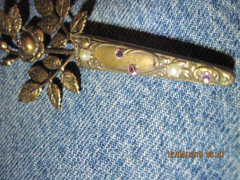 Vintage BEAUTIFUL HIDDEN HEART Gilt GoldCopper Bouquet in Vase Accented Crystal,Faux Pearl Pin..#8240..Gift 4 Mom,Gift 4 Her,Office or Play