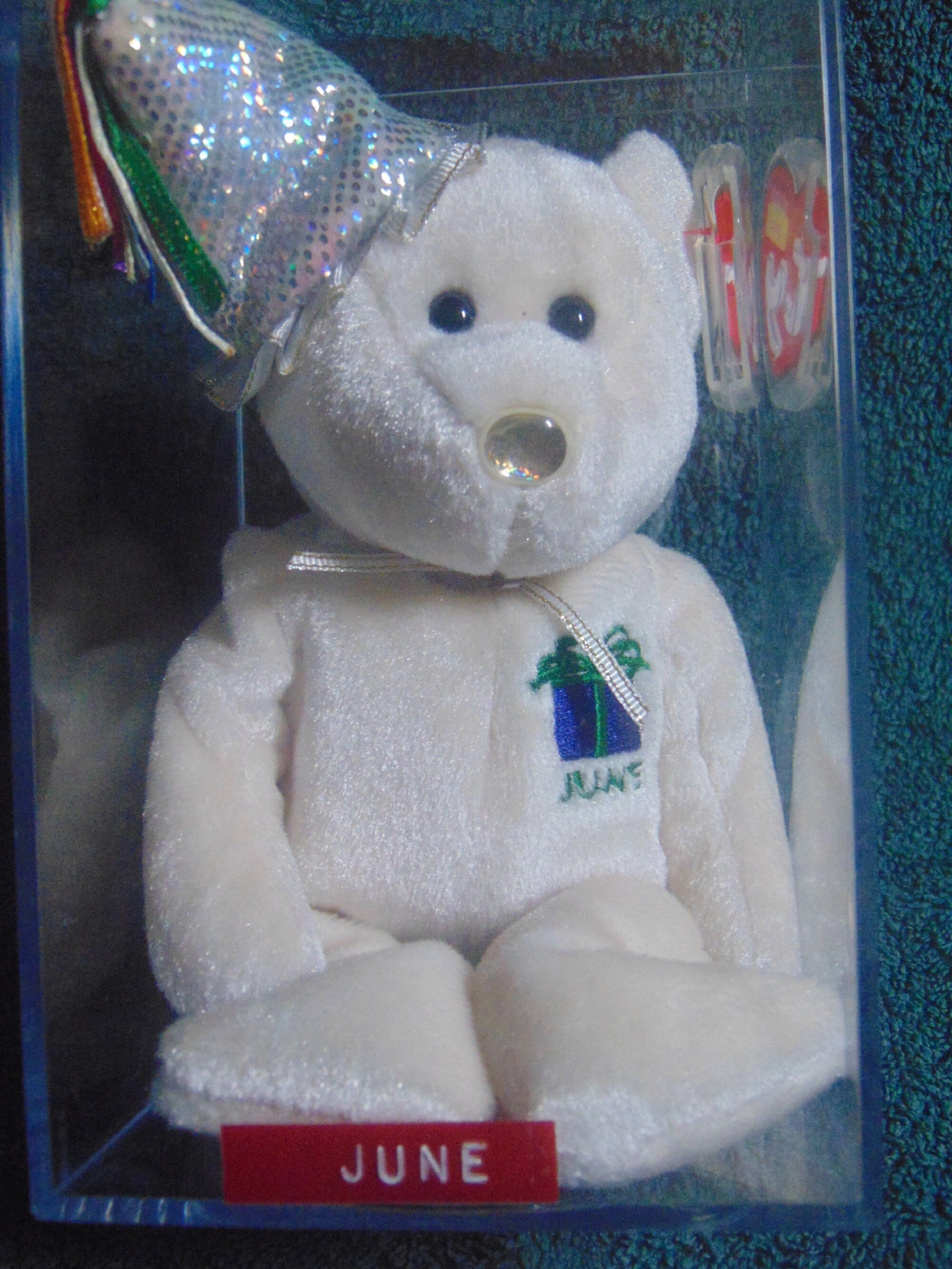 VINTAGE 2002 *ty Beanie Babies* June 'BIRTHDAY' White W/party Hat