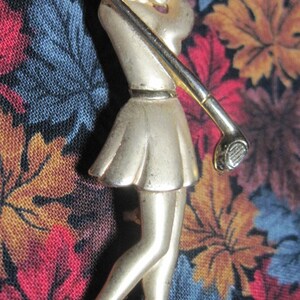 Vintage BEAUTIFUL Designer Two Tone Gold Lady Golfer Pin by JJ.....#9514