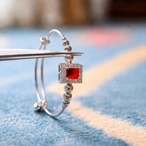 Bracciale rigido da donna in argento sterling intrecciato Möbius / Bracciale in argento / Bracciale regolabile / Regalo da spedire per lei / Bracciale rigido da donna in argento,