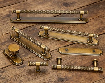 Antike Messingküchenschrankknalle, Vintage Bronze-Schubladengriffe mit Rückplatte, rustikale Schrankknäufe