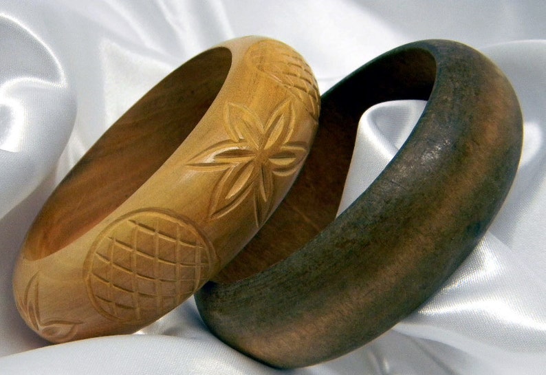 Vintage and Handmade Chunky Wooden Boho Bangles Blonde Carved Floral Pattern and Plain Dark Stained Wood Wild or Mild Woman Wear