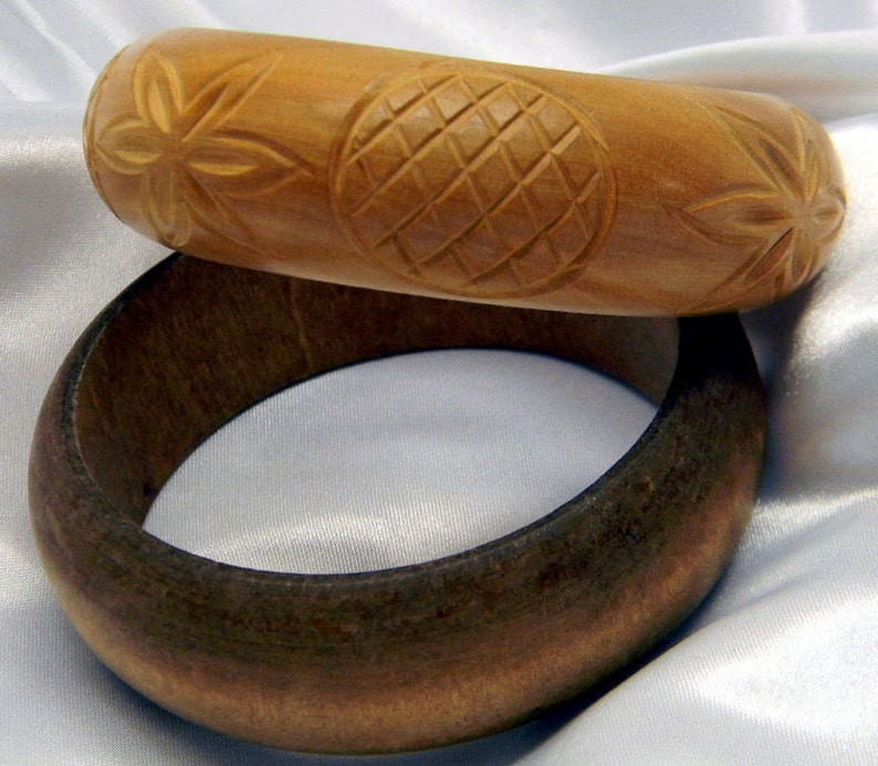 Vintage and Handmade Chunky Wooden Boho Bangles Blonde Carved Floral Pattern and Plain Dark Stained Wood Wild or Mild Woman Wear