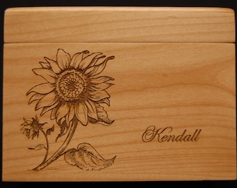 Caja de recetas de girasol personalizada: madera de aliso grabada, regalo para despedida de soltera