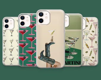 Puede incluir: Una colección de fundas para teléfonos con varios diseños temáticos de cócteles. Las fundas presentan copas de martini, botas de vaquero y guarniciones de aceitunas. La paleta de colores incluye verde, rojo y beige, creando una estética divertida y elegante.