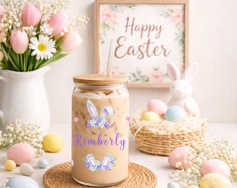 Vaso para sorber con nombre floral y conejito morado