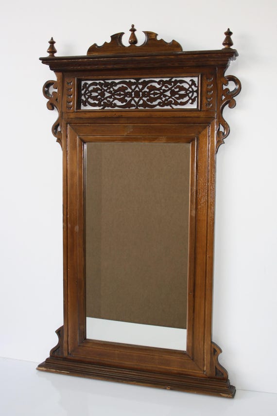 ヴィンテージビクトリアンウォールミラー：手彫りの装飾的な木製