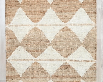 Handwoven Jute Diamond Rug, Boho Farmhouse Geometric Flatweave Dhurrie