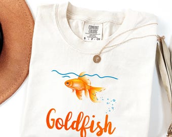 Goldfish T-Shirt, Star Aesthetic, Cute T-Shirt, Beachy Shirt, Grunge Y2K Tee, Cool Vintage Retro T-Shirt Gift, Comfort Colors Unisex T-Shirt