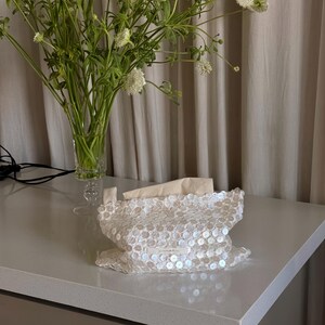 Faux Seashell Sequin Tissue Box Cover, Irregular Shimmering Tissue Holder, Mermaid Core Home Decor, Cute Aesthetic Napkin Dispenser Case Bag